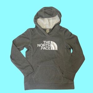 The North Face NWOT Size M Cozy Grey Hoodie Sweater